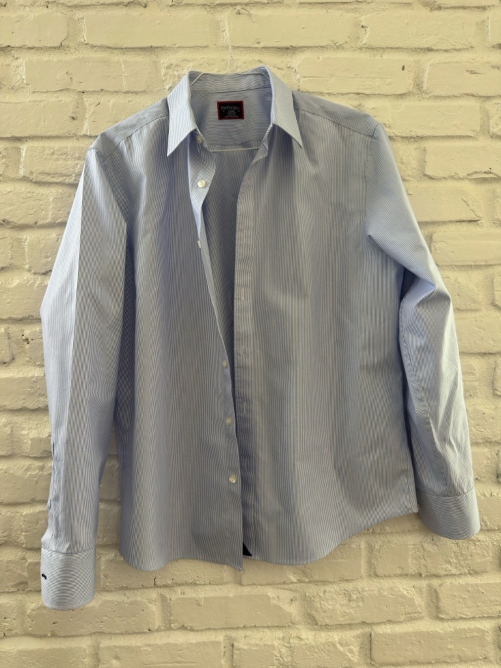 TWO UNTUCKit Dress Shirts - Bordeaux  Style, L - Picture 5 of 9